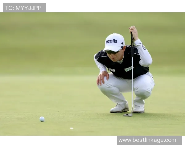 武汉羽毛球队在锦标赛中的卓越表现与力量分析 武汉羽毛球队在锦标赛中的卓越表现与力量分析