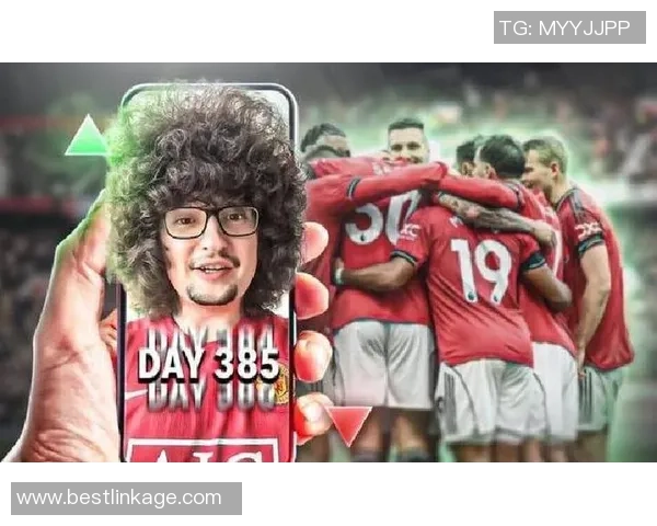 足球明星加盟死敌球队引发球迷热议昔日恩怨再度升级成焦点话题 足球明星加盟死敌球队引发球迷热议昔日恩怨再度升级成焦点话题