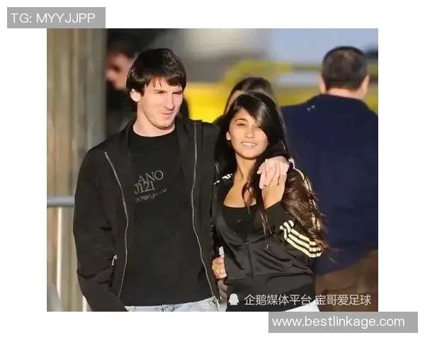 足球明星妻子年龄大揭秘谁是最大的伴侣引发热议 足球明星妻子年龄大揭秘谁是最大的伴侣引发热议
