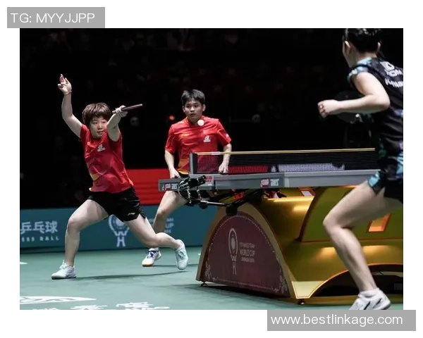 重庆足球队以87分领跑全国锦标赛积分榜展现强劲实力 重庆足球队以87分领跑全国锦标赛积分榜展现强劲实力